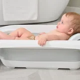 SUPERBEBEBE in bathroom environment